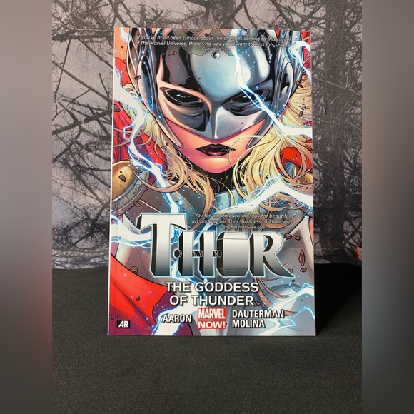 Marvel The Mighty Thor: Goddess of Thunder & Thunder in Her Veins TPB - Picture 3 of 3